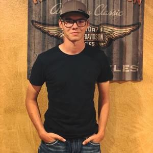 Meet your Posher, Nick